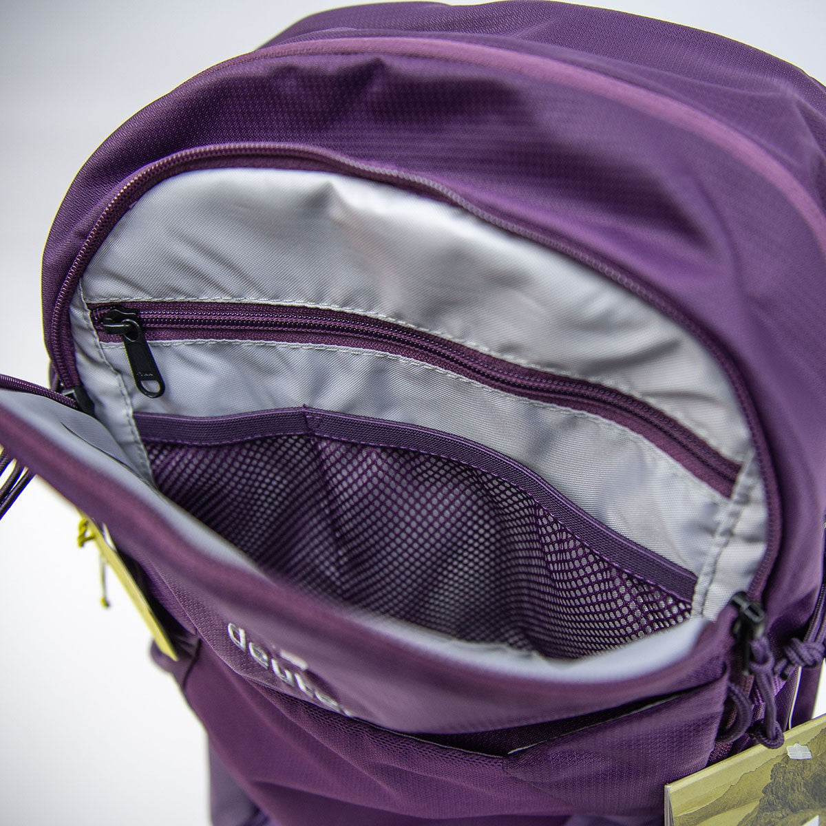 Deuter Futura 21 SL Plum-Flieder internal organisation