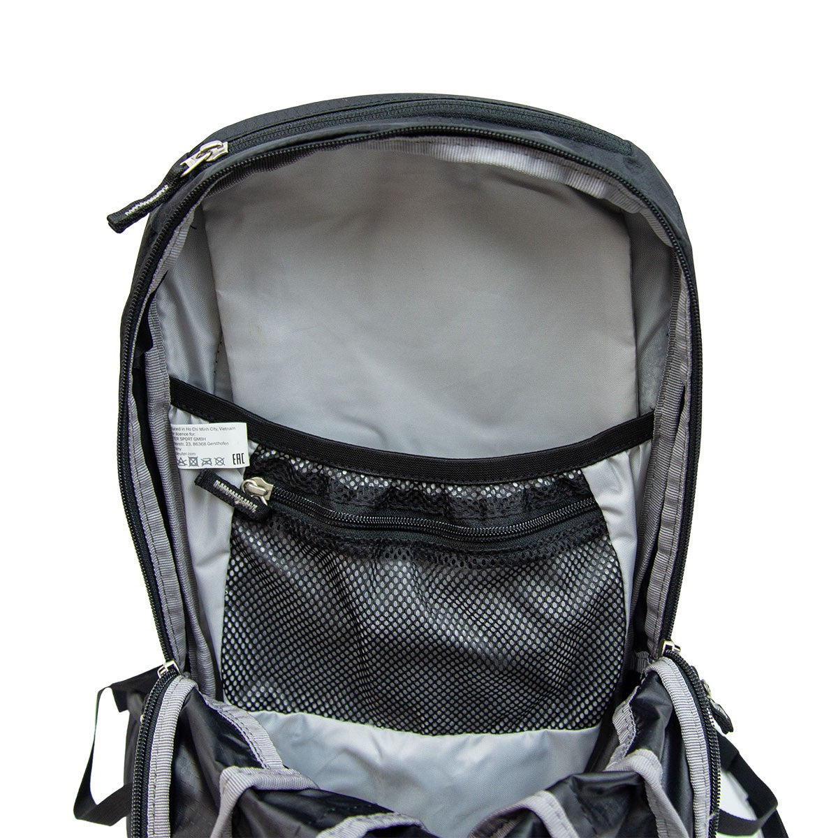 Deuter Race X 12L bike backpack construction detail view 6